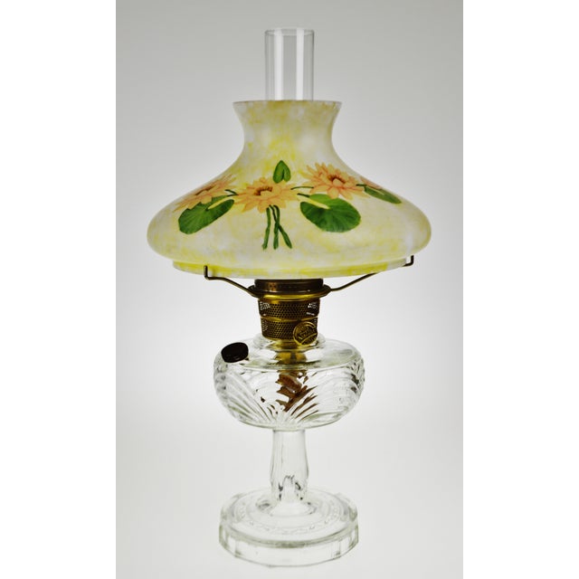 Vintage Washington Drape Aladdin Oil Lamp with Hand Painted Shade