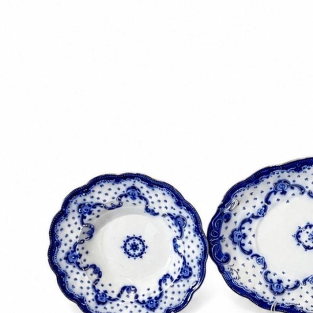 Porcelain - Dinner Service - Keele Street Pottery. Made of 19th-century English porcelain; decorated in shades of blue and...