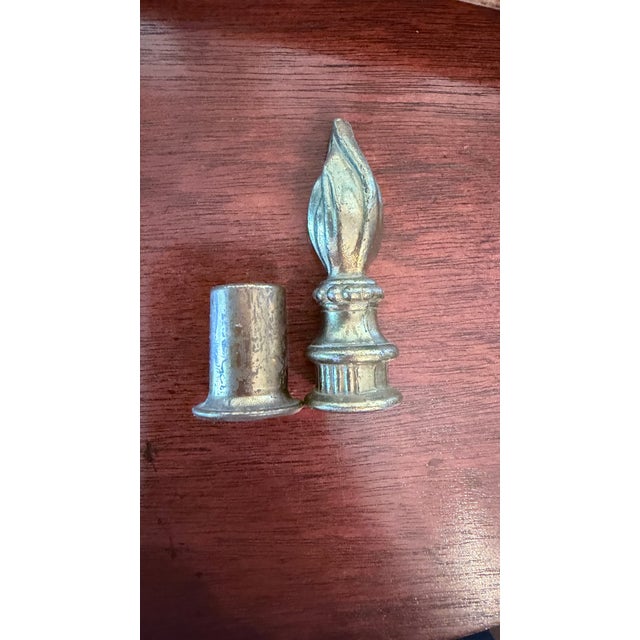 Vintage Mid-Century Modern Neoclassical Carved Alabaster & Brass Spindle Table Lamps - A Pair. For Sale - Image 14 of 18