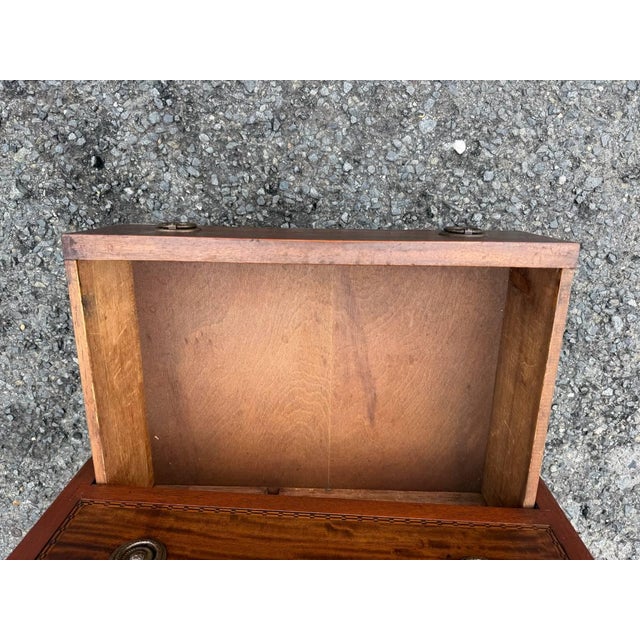 Antique Georgian Style Mahogany Small Chest/ Nightstand For Sale In Washington DC - Image 6 of 14