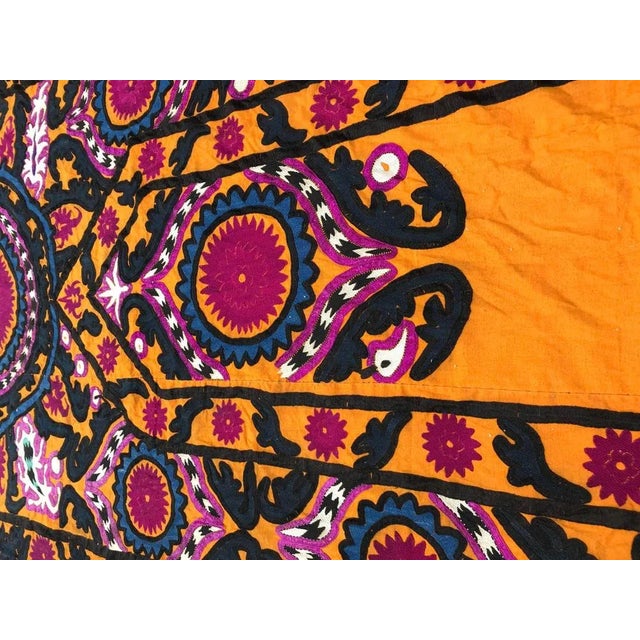 1920s Uzbek Suzani Embroidery For Sale - Image 5 of 18