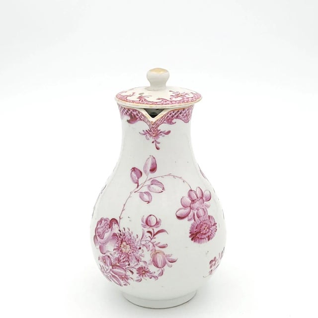 A Famille Rose Chinese pink porcelain creamer, circa 1780.