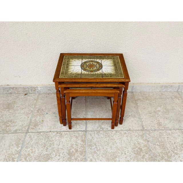 Beige Danish Nesting Tables in Teak and Ceramic, 1960s, Set of 3 For Sale - Image 8 of 18