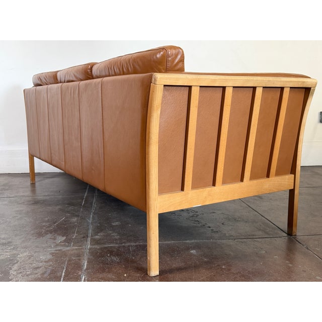 Skovby Møbelfabrik A/S Danish Modern Attributed Skovby Leather & Beechwood Sofa For Sale - Image 4 of 5