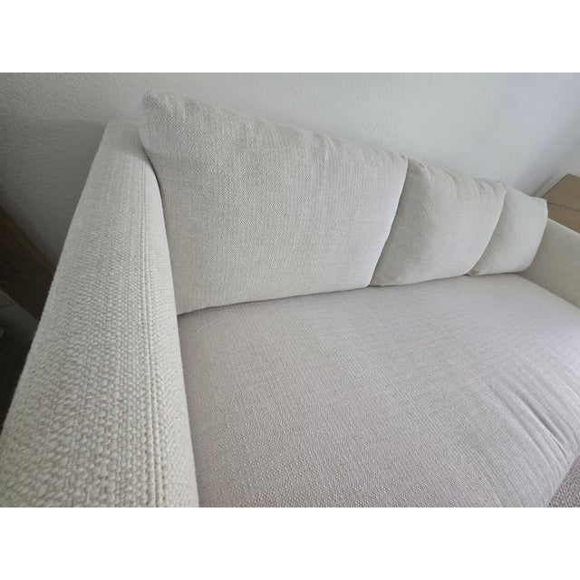 Lee Industries 3-Seater Sofa in Quill Snow Upholstery For Sale In Los Angeles - Image 6 of 7