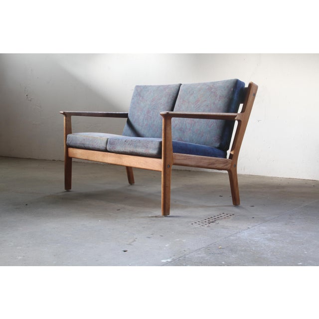GE265 Sofa in Oak by Hans J. Wegner and Getama, Oak 1960s For Sale - Image 4 of 18