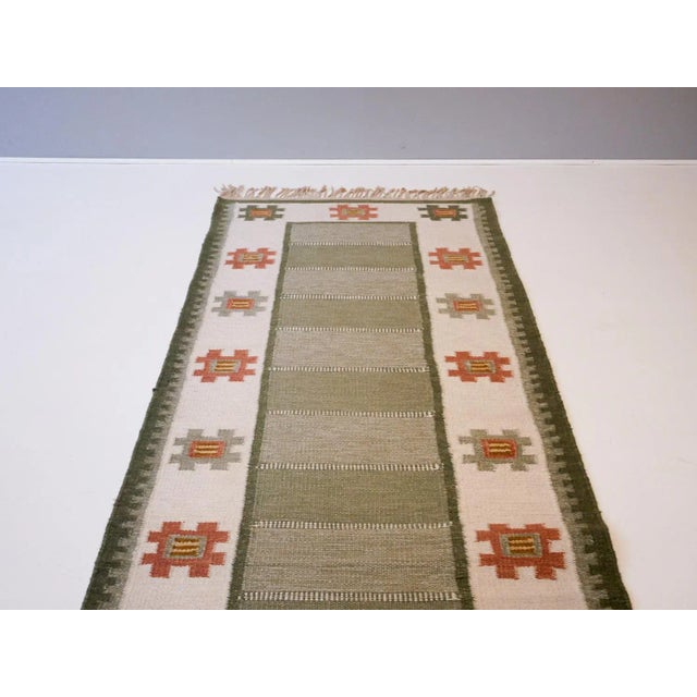 Mid-Century Swedish Flat Weaved Röllakan Carpet by Nils Nilsson, 1950s For Sale - Image 4 of 5