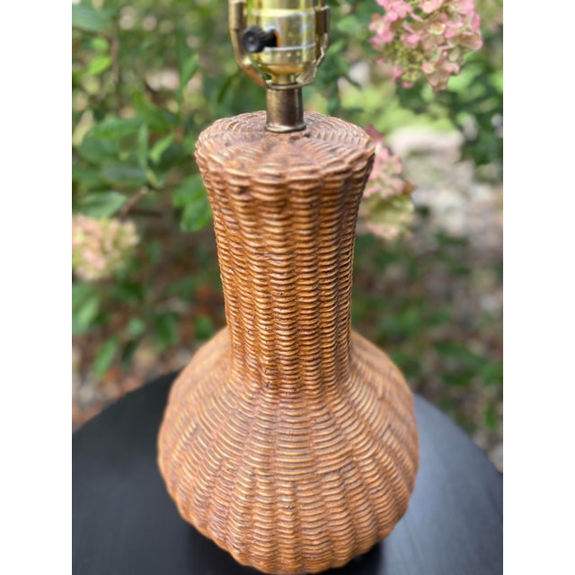Vintage Prestige Basket Weave Sculptural Table Lamp For Sale - Image 4 of 7