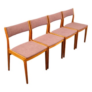 Mid Century Danish Modern Dining Chairs Set of 4 Denmark Pink Fabric Oak Vintage For Sale