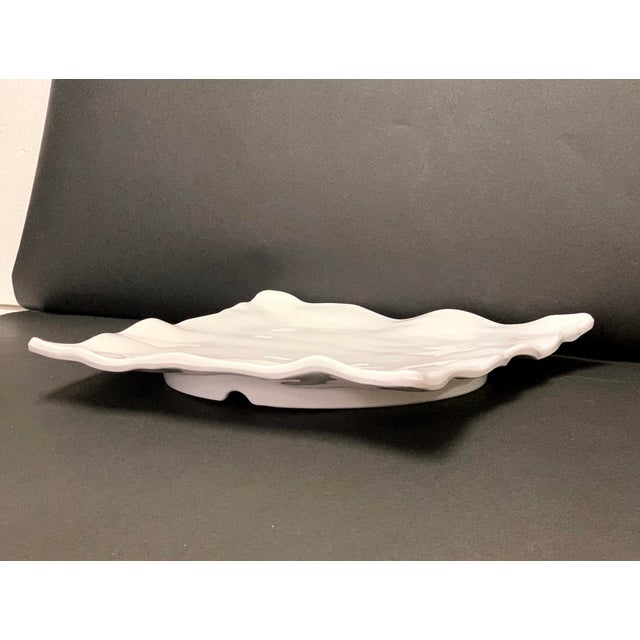Modern Late 20th Century Q Squared Ruffled White Melamine 12 In. Square Serving Platter For Sale - Image 3 of 5