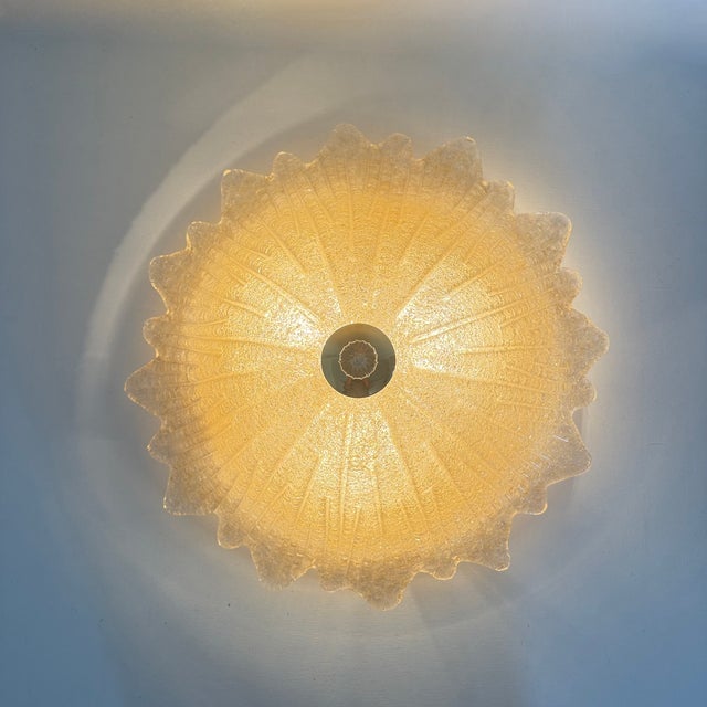Mid-Century Italian Murano Glass Ceiling Lamp, 1970s, in Good conditions. Designed 1970 to 1979 Up to 250V (Europe/UK...