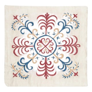 21"x21" 100% Silk Embroidered Cushion Cover. New Toss Pillow. Modern Lace Pillow For Sale