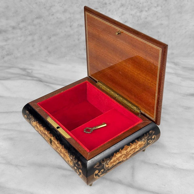 Wood Vintage Italian Rococo Inlaid Fruitwood Jewelry Music Box For Sale - Image 7 of 11