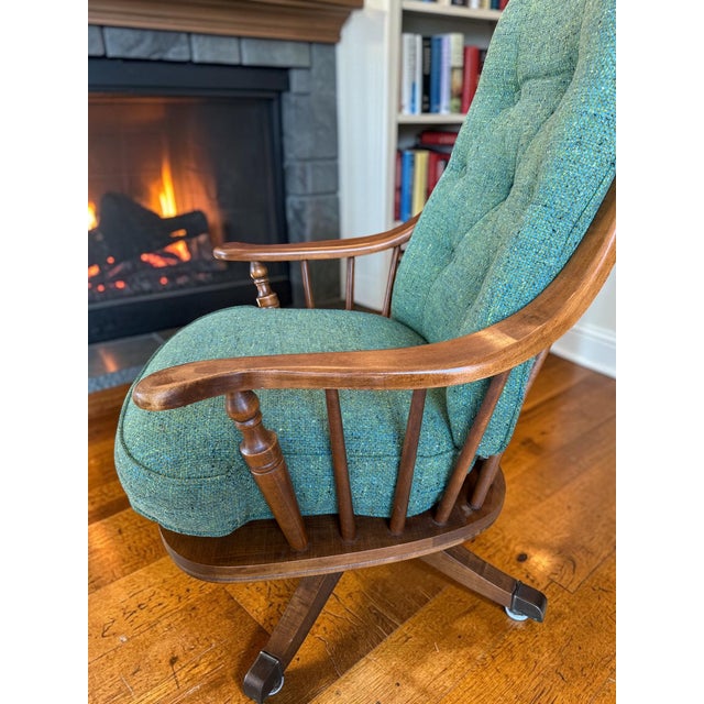 Heywood-Wakefield Danish Modern Tufted Swivel Lounge Chair & Pleated Ottoman in Emerald Tweed 1960's For Sale - Image 12 of 16