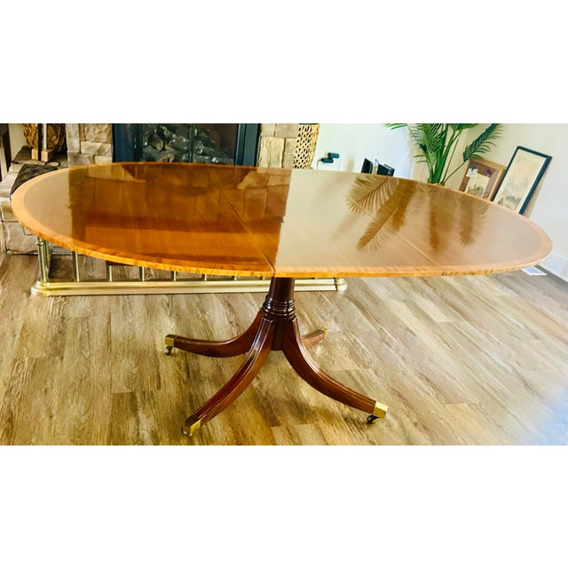 Wood Vintage Banded Mahogany Double Pedestal Oval Dining Table With Extension Leaf For Sale - Image 7 of 12