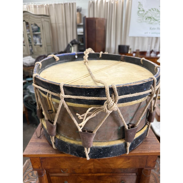 Mid 19th Century Mid-19th Century Brass Rope-Tension Military Drum With Original Paint | European Side Drum For Sale - Image 5 of 5