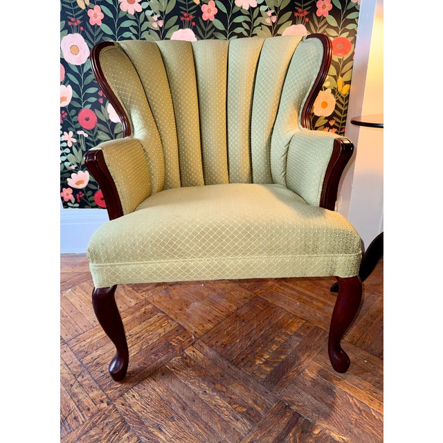 Wood Pair of 2 Mid-20th Century Vintage Hollywood Regency / Art Deco Revival Wingback Accent Chairs in Pristine Condition For Sale - Image 7 of 15