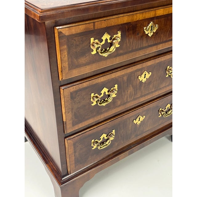 Vintage Henredon Aston Court 3-Drawer Nightstand For Sale - Image 6 of 14