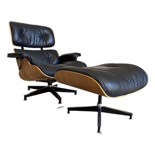 Herman Miller Eames Lounge Chair and Ottoman in Black Leather For Sale
