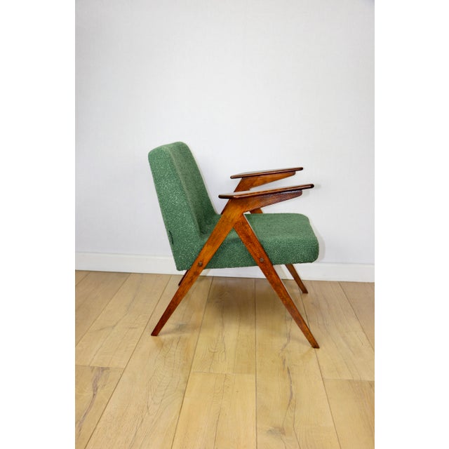 Wood Green Bouclé Bunny Lounge Chair attributed to J. Chierowski, 1970s For Sale - Image 7 of 13
