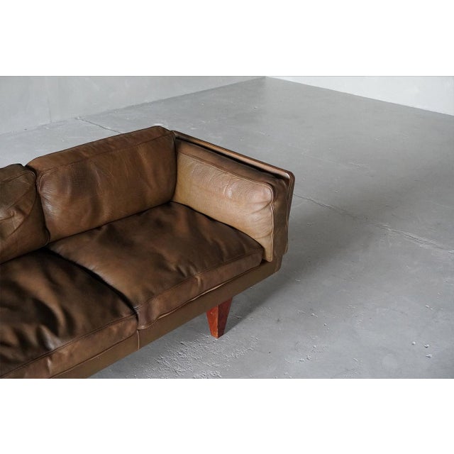 1960s V11 3-Seater Sofa by Illum Wikkelsø for Holger Christiansen, Denmark, 1960s For Sale - Image 5 of 9