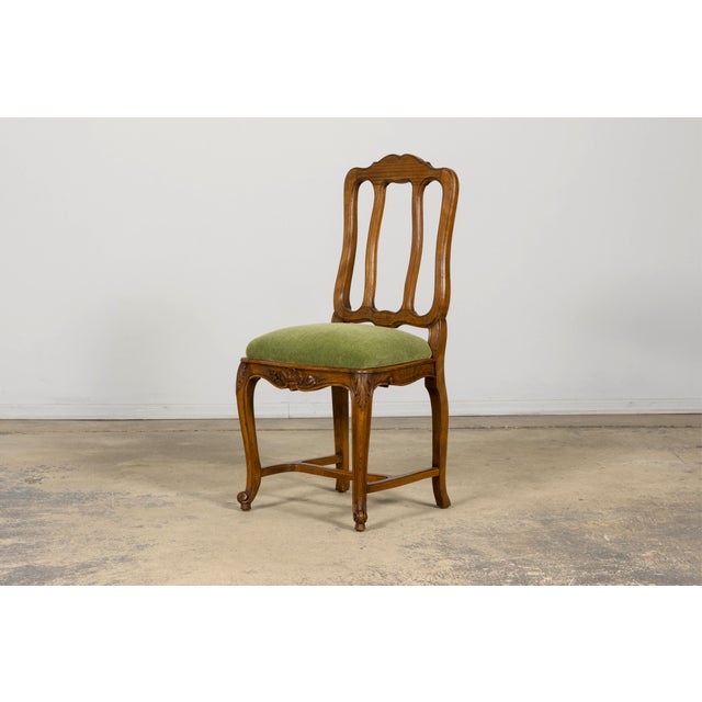Wood Early 20th Century French Louis XV Walnut Dining Chairs With Moss Green Mohair, Set of 8 For Sale - Image 7 of 18