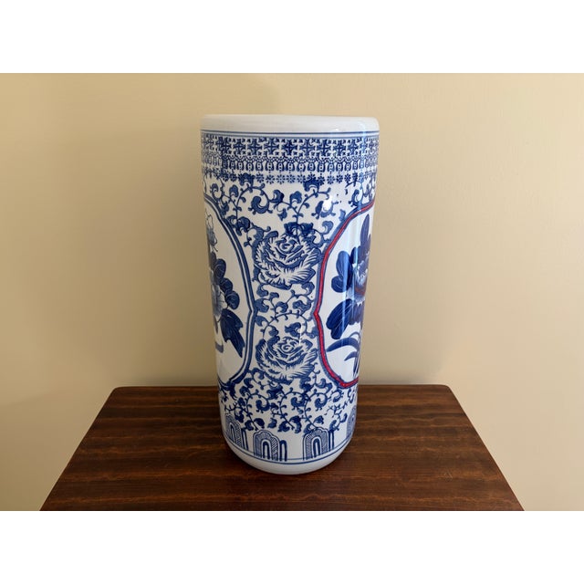 Vintage Chinoiserie Blue and White Porcelain Umbrella Stand For Sale - Image 12 of 13