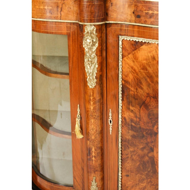 Copper Antique Victorian Serpentine Burr Walnut Marquetry Credenza, 19th Century For Sale - Image 8 of 18