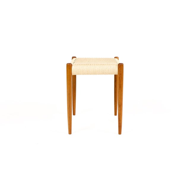 Mid-Century Modern 1960s Danish Modern Mid Century Teak Ottoman Foot Stool — j.l. Moller Model #80a — Danish Cord For Sale - Image 3 of 5
