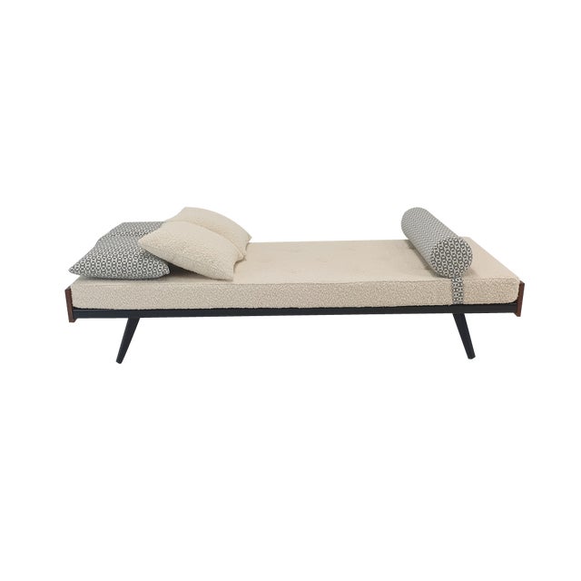 Daybed with Hermes Cushions and Bolster, 1960s For Sale