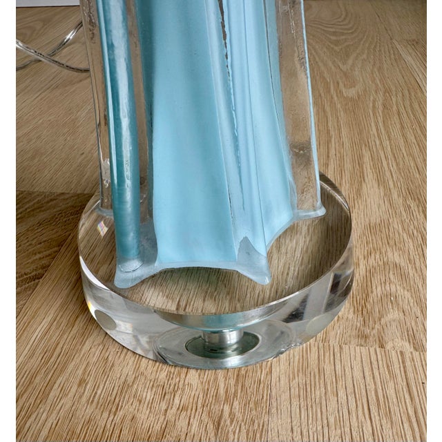 Drexel Heritage 1980s Monumental Drexel Heritage Cased Glass & Acrylic Column Lamps - a Pair For Sale - Image 4 of 7