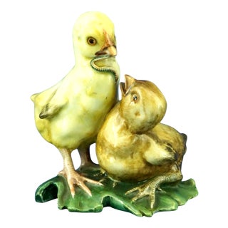 20th Century Ceramic Sculpture Pair of Chicks from Fontanini, Italy, 1920s For Sale