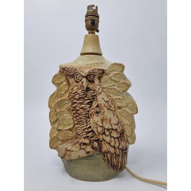 Bernard Rooke Studio Pottery Brutalist Style Owl Lamp is a beautifully sculpted lamp made by the renowned British artist...