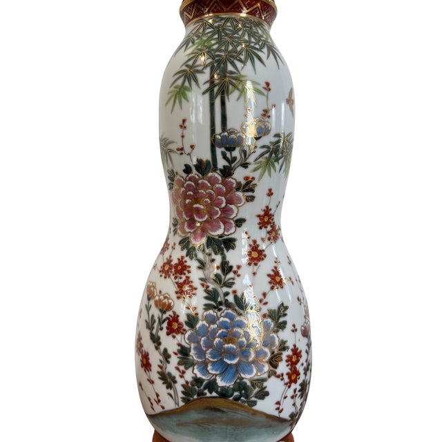 Chinoiserie Vintage Porcelain Chinoiserie Floral Table Lamps 26" – Newly Rewired - a Pair For Sale - Image 3 of 10