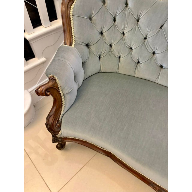 Antique Victorian Carved Walnut Chaise Lounge, 1850 For Sale - Image 11 of 17