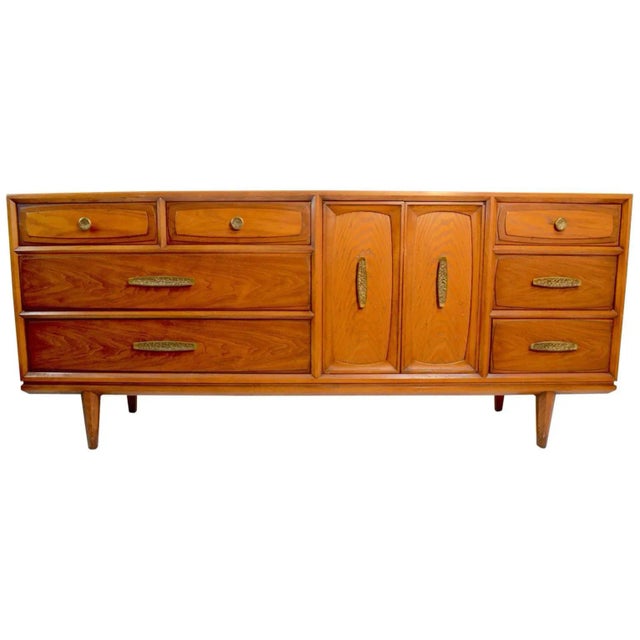 Brutalist Dresser Credenza by Heritage Henredon For Sale - Image 9 of 9