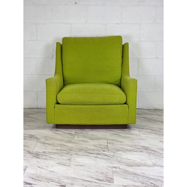 James Inc. 1970s Clarence Chair Attributed to Milo Baughman for Thayer Coggin For Sale - Image 4 of 13