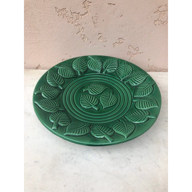 1950s Large Green Majolica Platter With Leaves Saint Clement For Sale - Image 4 of 6