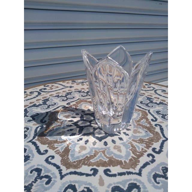 Mid-Century Modern Late 20th Century Heavy Crystal Lotus Vase For Sale - Image 3 of 7