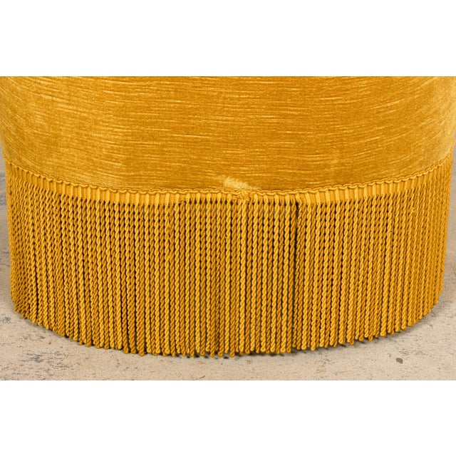 Napoleon III Style Velvet Crapaud Armchair, Provence, 1940 For Sale - Image 17 of 17