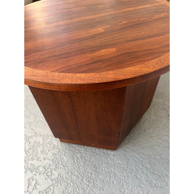 Lane Furniture Round Solid Walnut Accent Table 1960’s For Sale In Naples, FL - Image 6 of 8