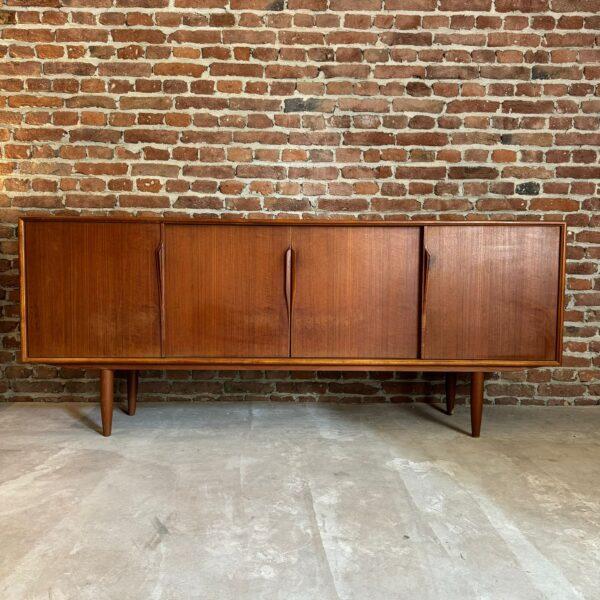 Vintage Danish Sideboard by Gunni Omann for Omann Jun, 1960s For Sale - Image 5 of 5