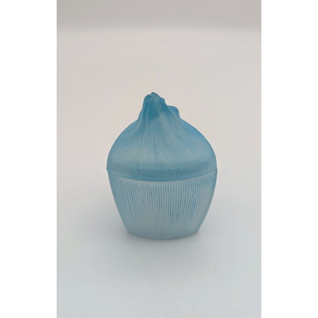Tête De Femme Powder Box by René Lalique for Coty, 1912 For Sale - Image 3 of 7