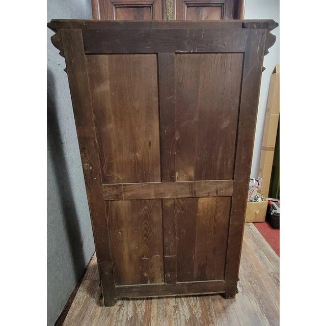 Renaissance-Style Secretaire in Carved Walnut For Sale - Image 6 of 7