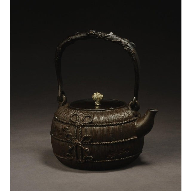 Showa Tetsubin Traditional Kettle, Japan, 20th Century, 1930s For Sale - Image 13 of 13