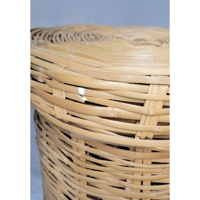 Late 20th Century Vintage Wicker Laundry Hamper With Lid Natural Woven Rattan Tall Storage Basket For Sale - Image 5 of 11