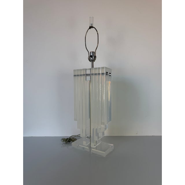 1970s 70's Karl Springer - Style Architectural Lucite Table Lamp For Sale - Image 5 of 18