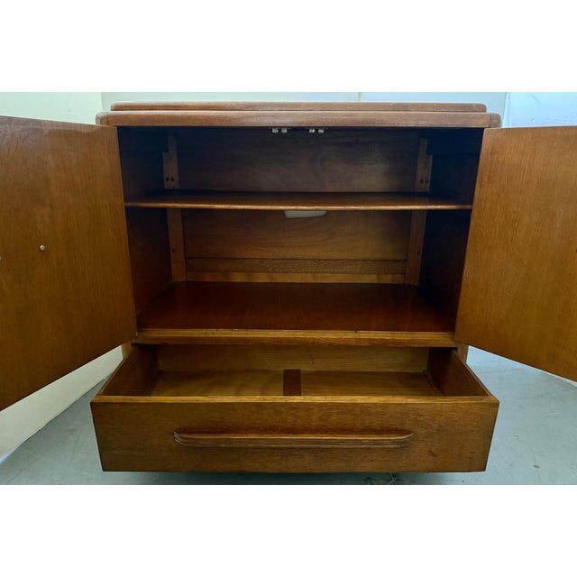 1930s 1930 English Oak Art Deco Cabinet For Sale - Image 5 of 12
