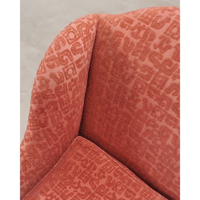 English William and Mary Baroque Style Camel Hump Back Settee For Sale - Image 14 of 18