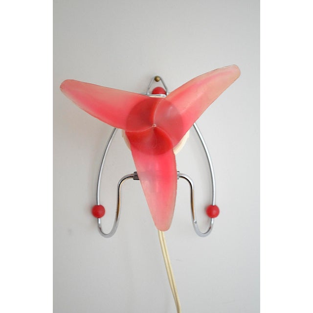 Mid-century table or wall fan by Siemens, model TF161, from the 1950s-1960s. The fan can be used as a table fan or a wall...